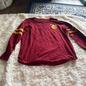 Disney Our Universe Winnie the Pooh Long Sleeve Small